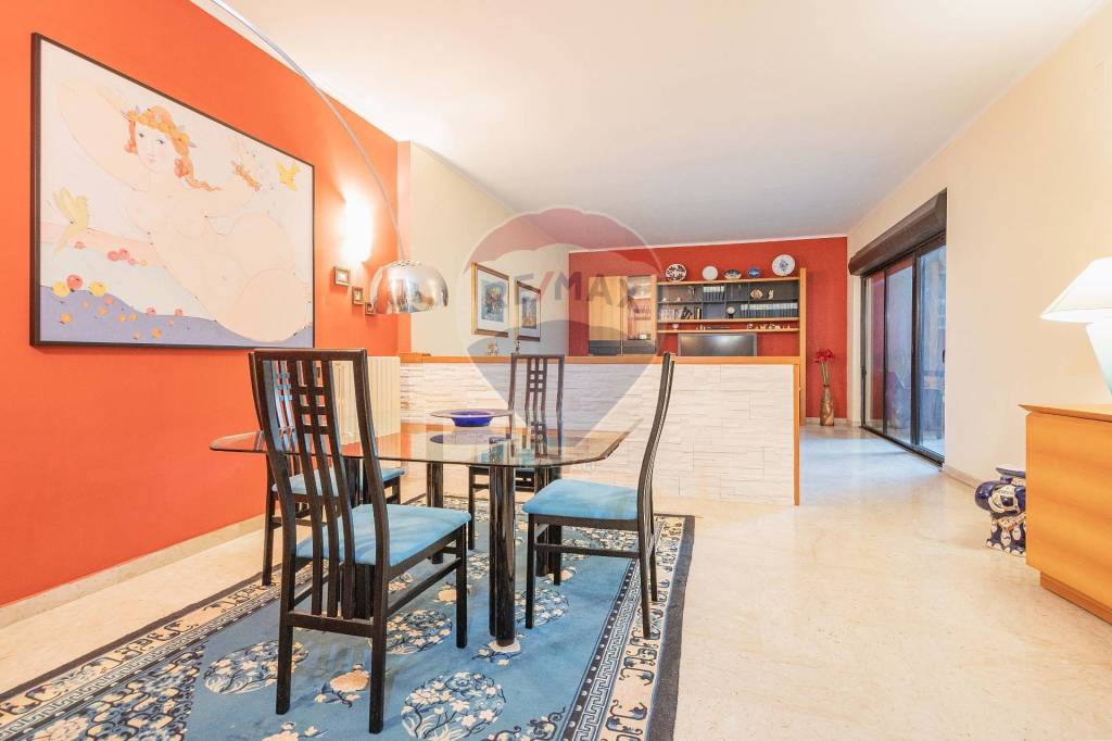 Appartamento in vendita a Bari via Camillo Rosalba, 47/j