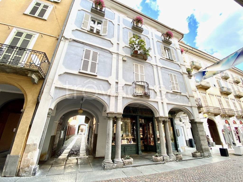 Appartamento in vendita a Biella via Italia, 38