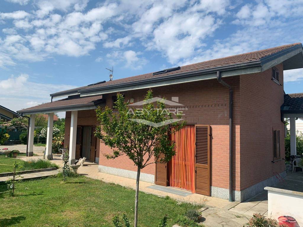 Villa in vendita a Orbassano strada Ravetto, 32