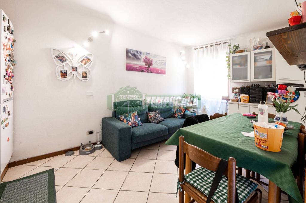 Appartamento in vendita a Stezzano via Caroli 6