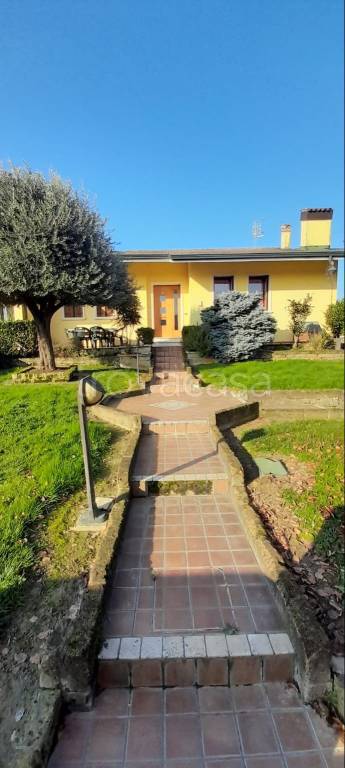 Villa in in vendita da privato a Casale di Scodosia via Liguria, 24