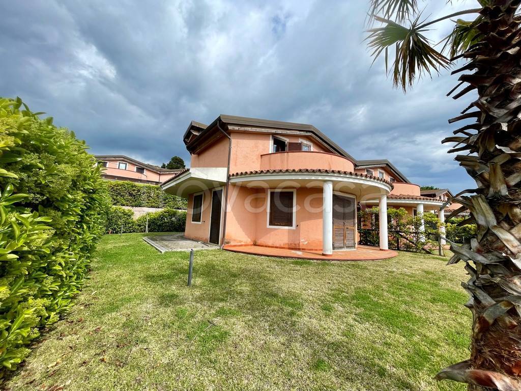 Villa Bifamiliare in vendita a Belvedere Marittimo strada Statale Tirrena Inferiore