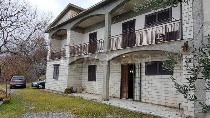 Villa in vendita a Longobardi strada Provinciale
