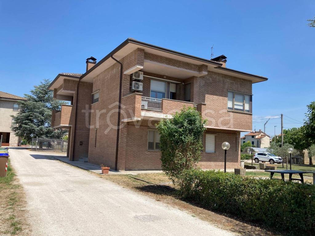 Villa Bifamiliare in in vendita da privato a Cannara via Collemancio, 42