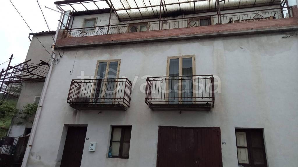 Casa Indipendente in in vendita da privato a Fagnano Castello via Roma, 147