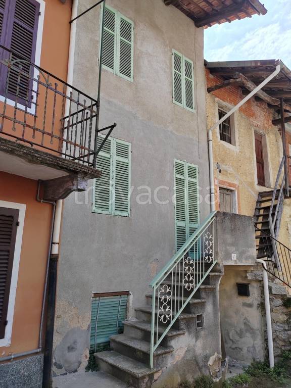 Casa Indipendente in vendita a Valdilana frazione Cerreia, 48