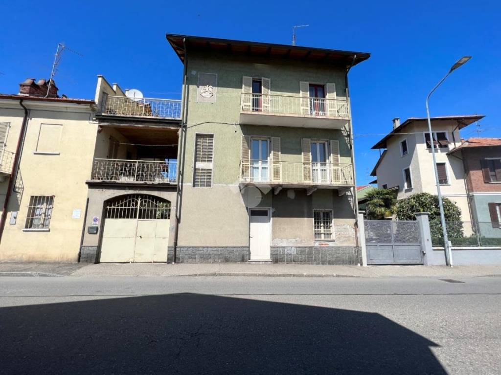 Villa Bifamiliare in vendita a Santhià via Antonio Gramsci, 68
