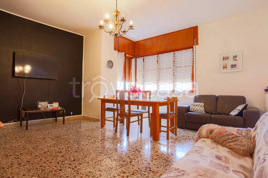Appartamento in vendita a Sezze via Fanfara