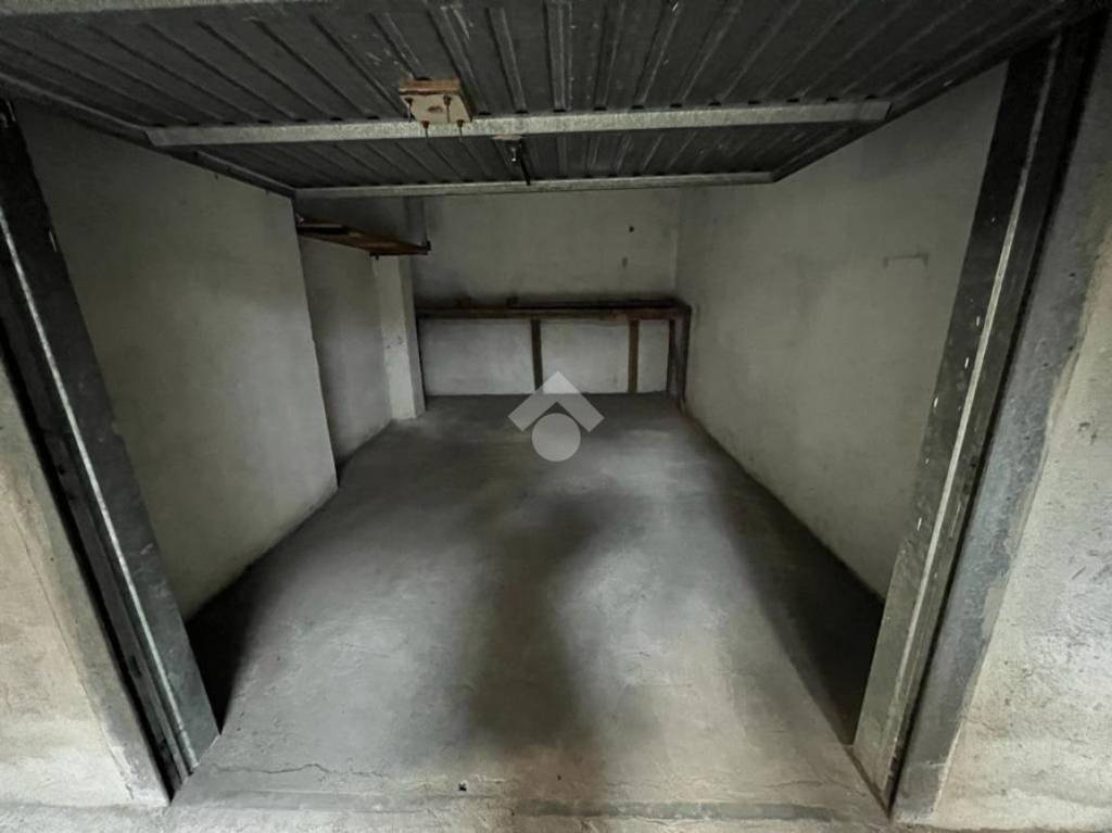 Garage in vendita a Volpiano via Genova, 51