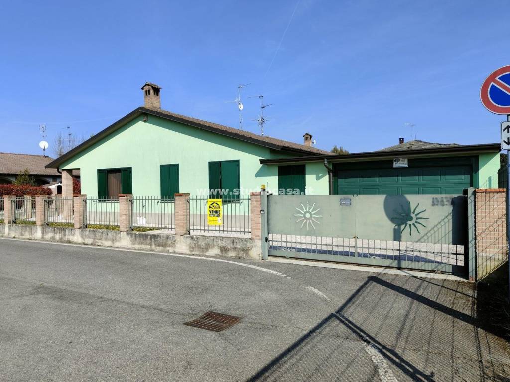 Villa in vendita a Torlino Vimercati via ottaviano vimercati 2