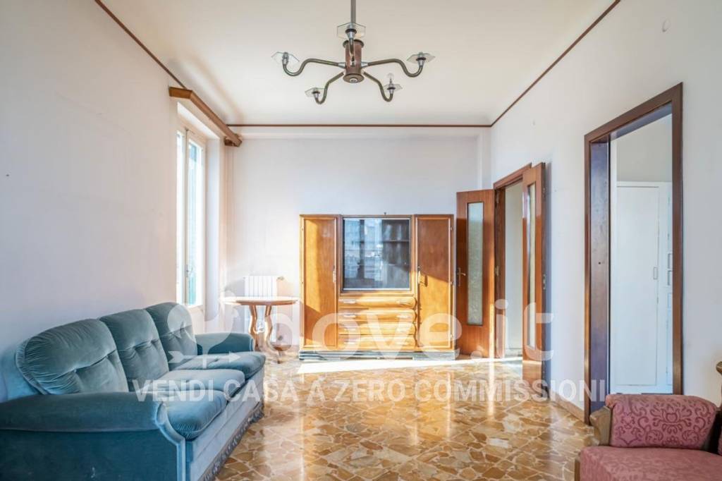 Appartamento in vendita a Taranto via Japigia, 1