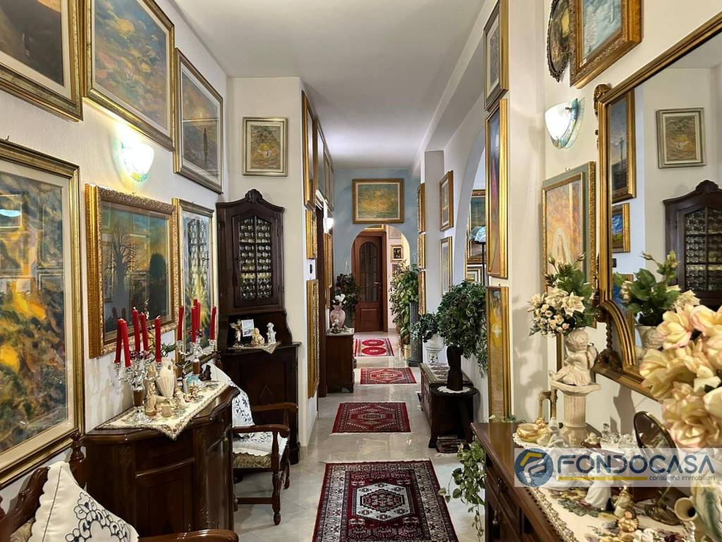 Appartamento in vendita a Meda via Giuseppe Mazzini
