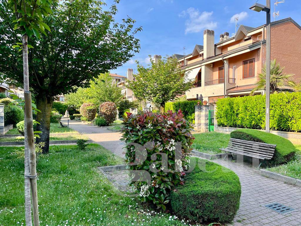 Villa a Schiera in vendita a Busto Arsizio via Augusta