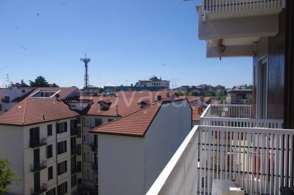 immagine annuncio 12 di 13