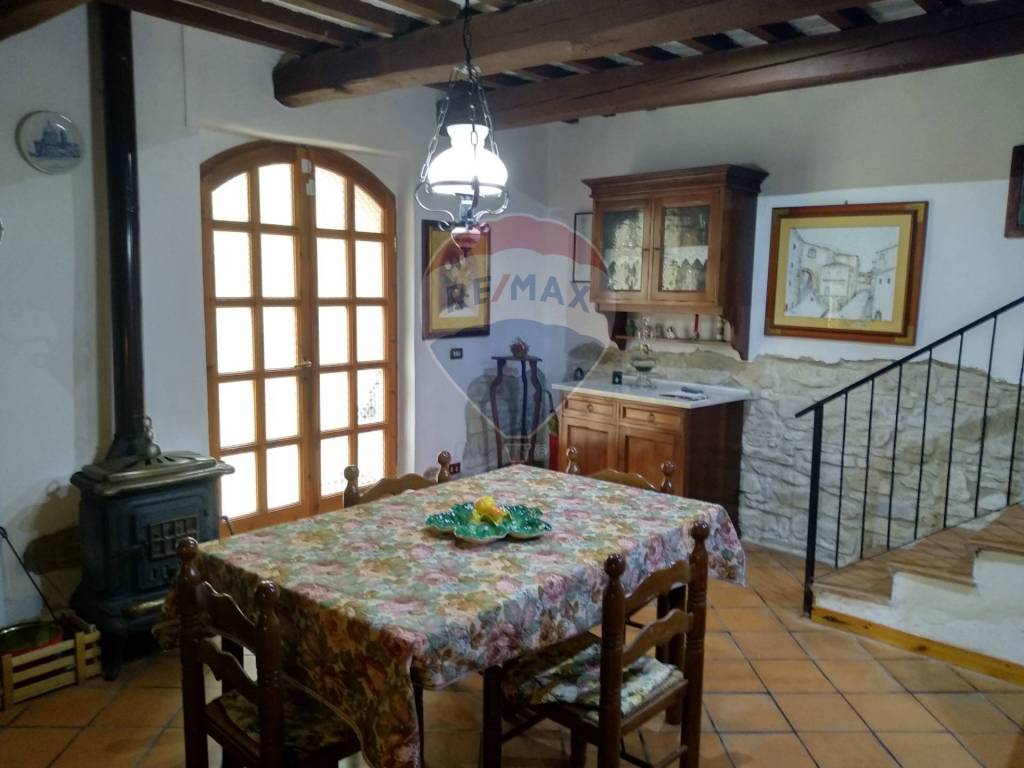 Casa Indipendente in vendita a Cannara via del Maghetto, 10