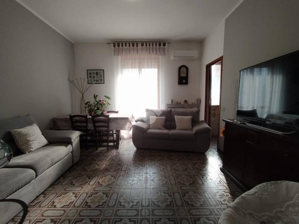 Appartamento in vendita a Lugagnano Val d'Arda via Don Vincenzo Molinari, 11