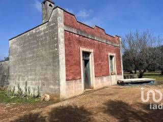 Rustico in vendita a ceglie messapica strada san michele