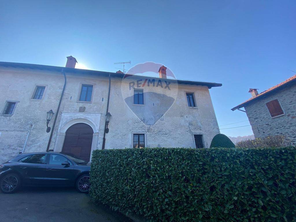 Villa in vendita a Gignese via al Castello