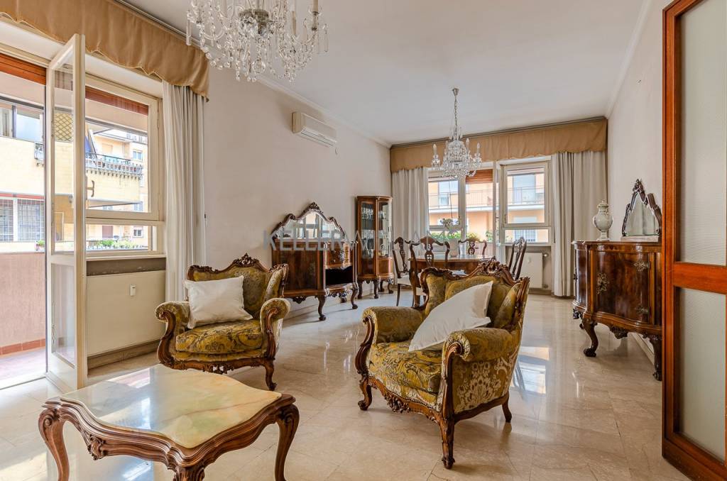 Appartamento in vendita a Roma via Conca d'Oro
