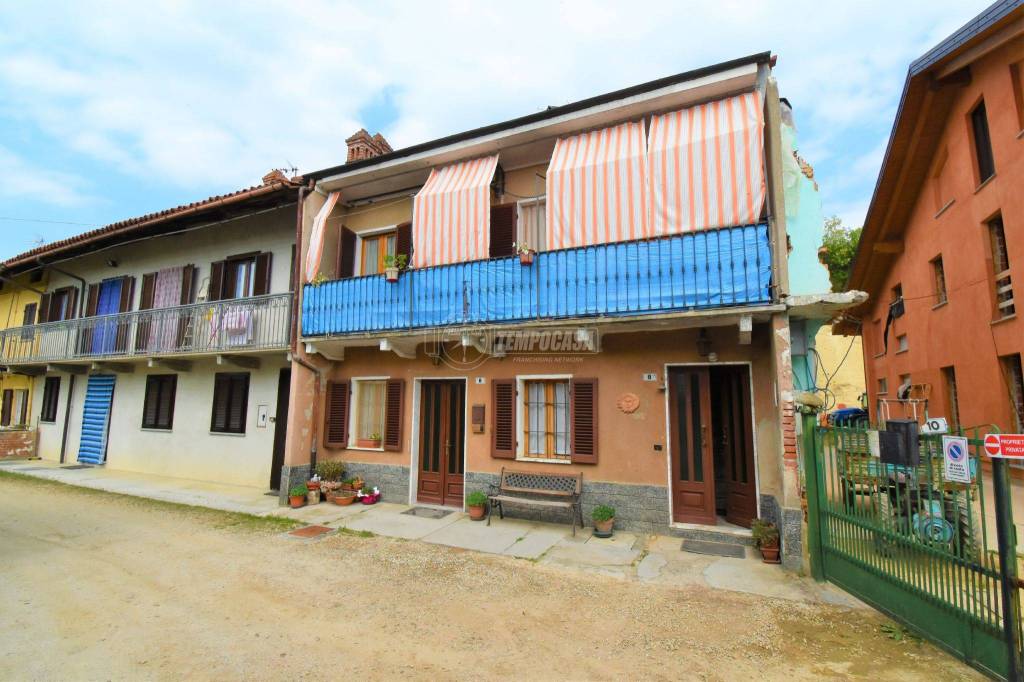 Casale in vendita a Montà borgaa Ghioni, 9