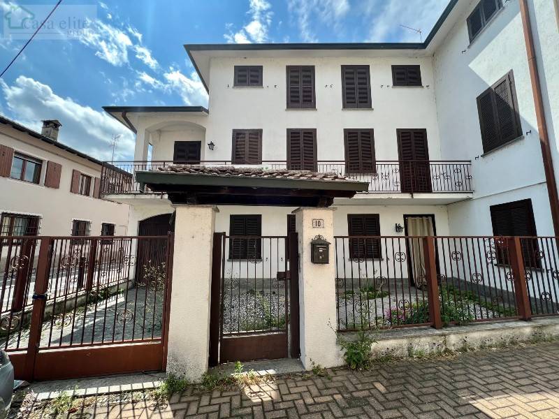 Villa in vendita a Cornegliano Laudense via Giuseppe Garibaldi, 10
