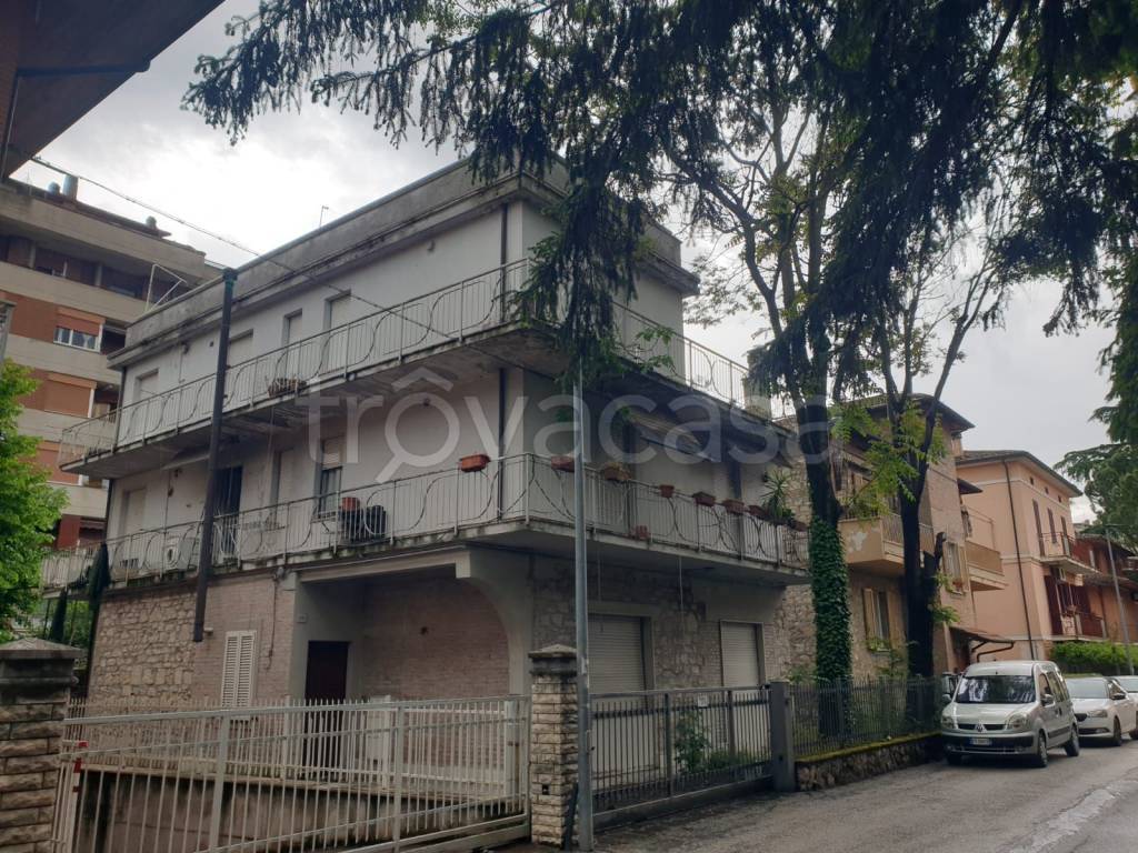 Villa in vendita a Perugia via San Bartolomeo, 28