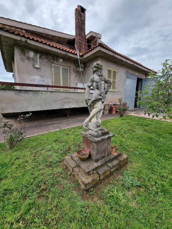 Villa in in vendita da privato a Nettuno via Veroli, 34