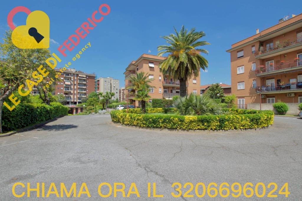 Appartamento in vendita a Roma via dei Berio, 61
