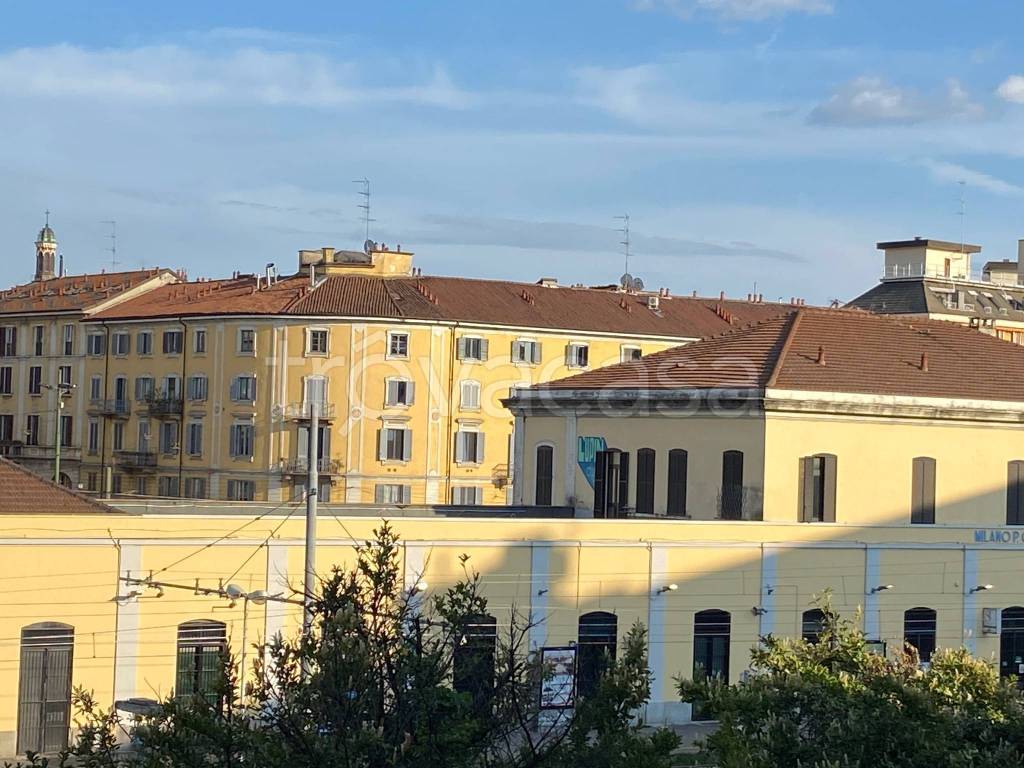 Appartamento in in affitto da privato a Milano via Tortona, 12