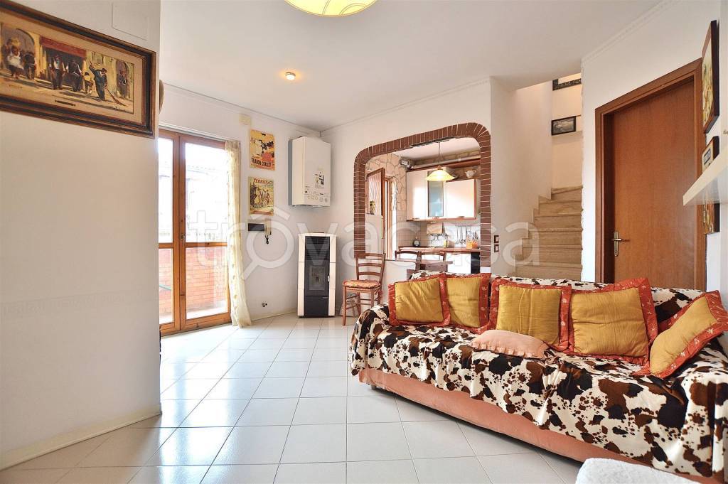 Appartamento in vendita a Castelnuovo Berardenga via Ceccolini