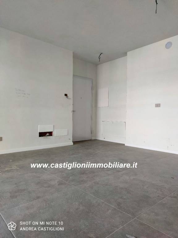 Appartamento in vendita a Magenta via Milano