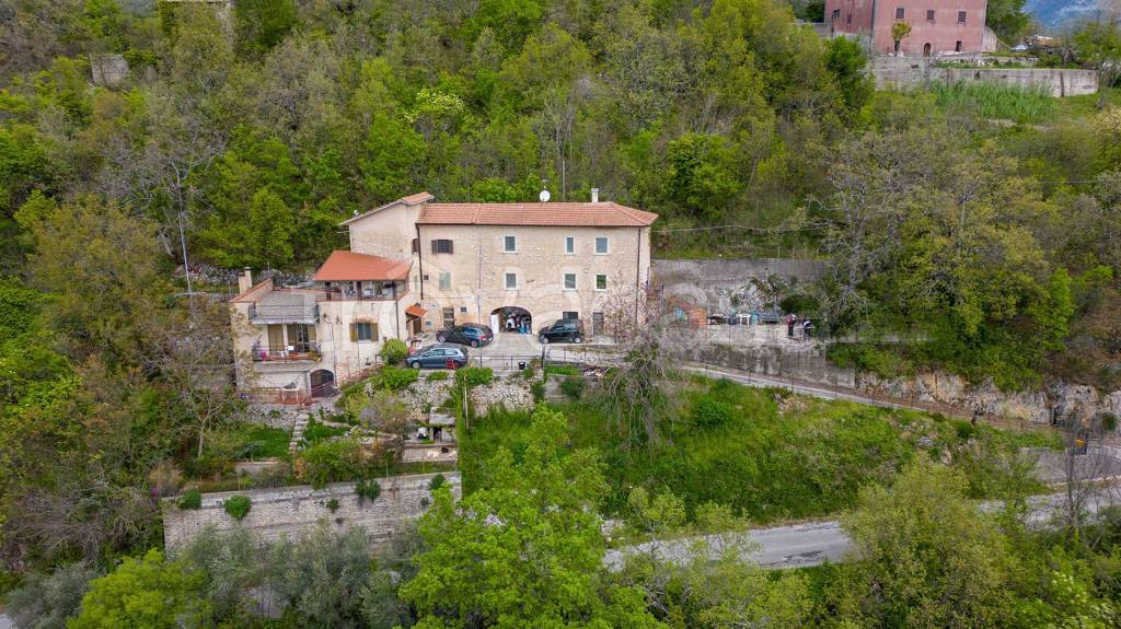 Casale in vendita ad Alvito via Valle Romana
