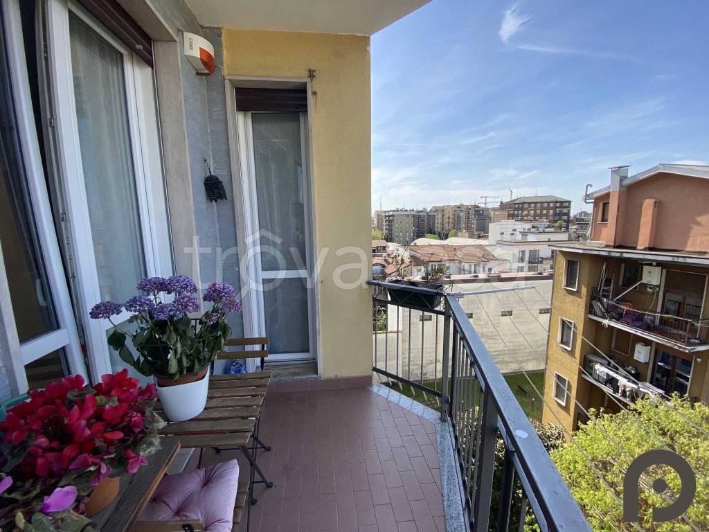 Appartamento in vendita a Milano via Generale Giuseppe Govone, 83