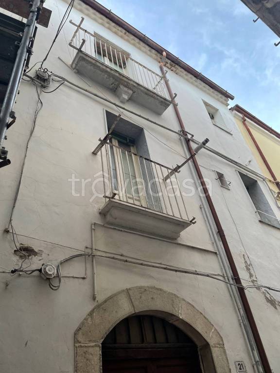 Appartamento in in vendita da privato a Larino via Santa Maria, 19