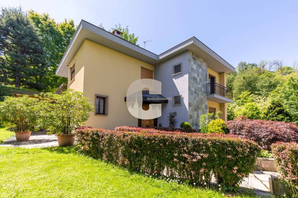Villa in vendita a Torino strada Val Salice, 227/10