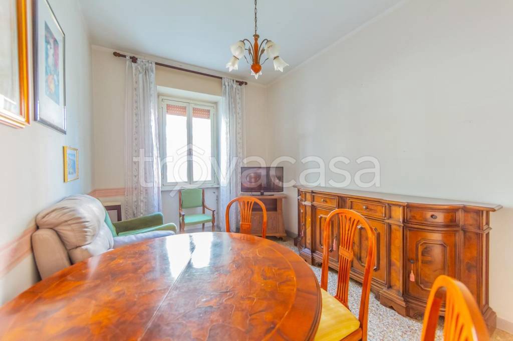 Appartamento in vendita ad Aprilia via Alessandro Volta