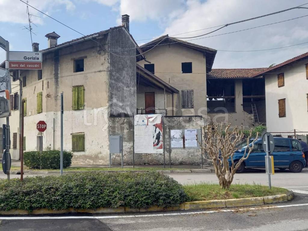 Rustico in vendita a Romans d'Isonzo
