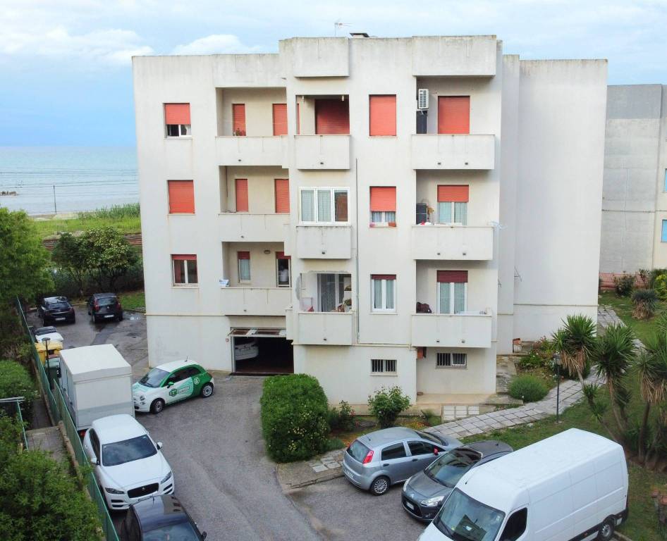 Appartamento in vendita a Montemarciano via Marina, 1/b