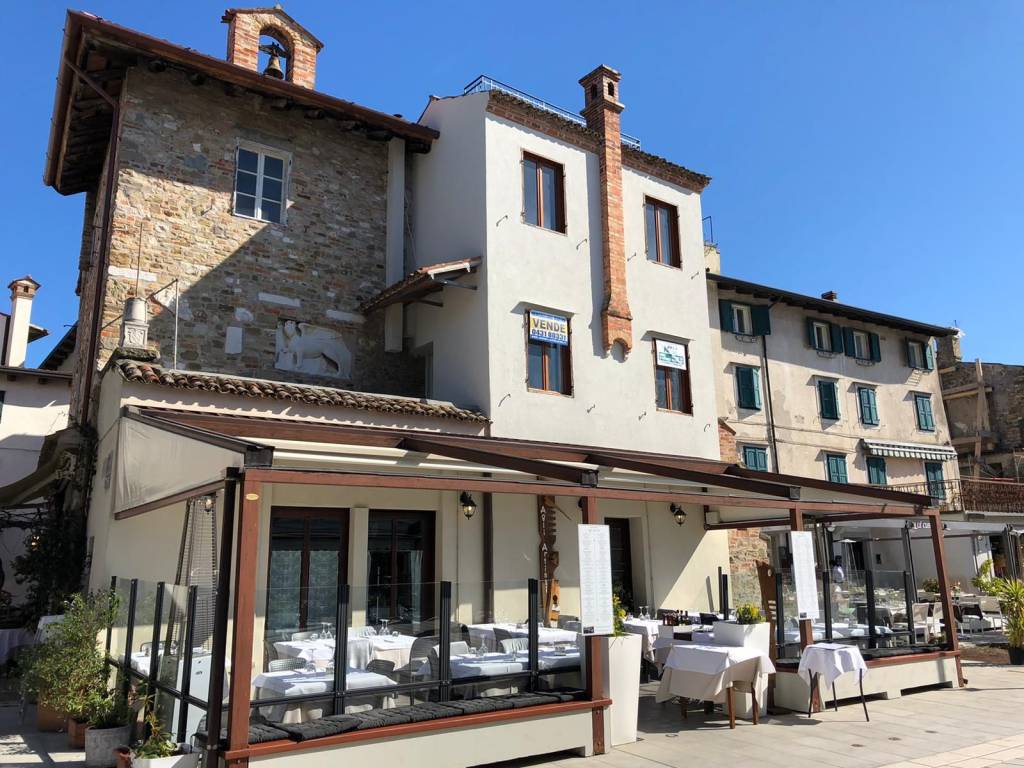 Appartamento in vendita a Grado piazza Duca d'Aosta