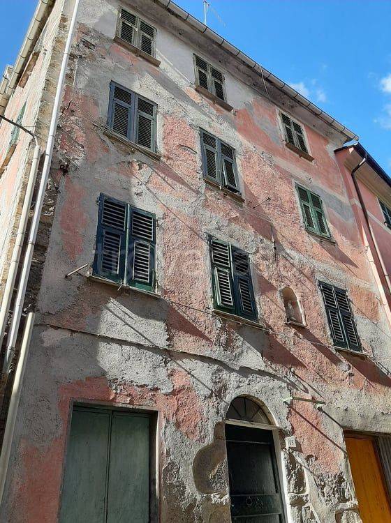 Casa Indipendente in in vendita da privato a Borzonasca località Prato Sopralacroce, 24