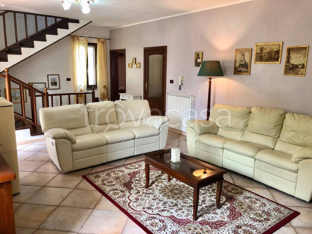 Villa a Schiera in in vendita da privato a Codrongianos via Enrico Berlinguer, 13