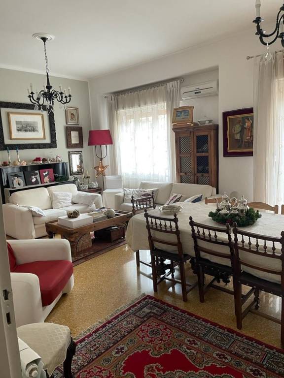 Appartamento in in vendita da privato a Palermo via Saverio Scrofani, 27