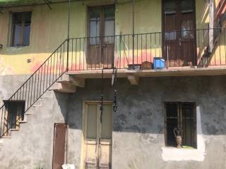 Casale in vendita a buronzo via 20 settembre