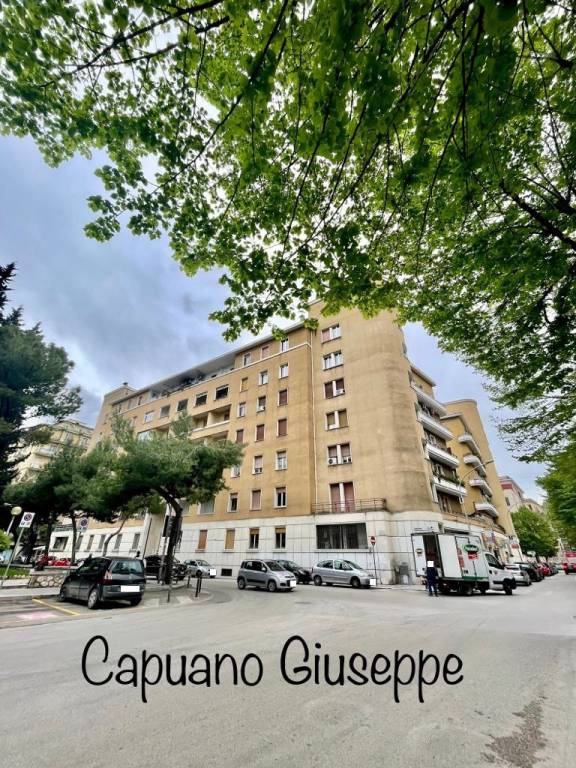 Appartamento in vendita a Foggia piazza San Francesco da Assisi, 1