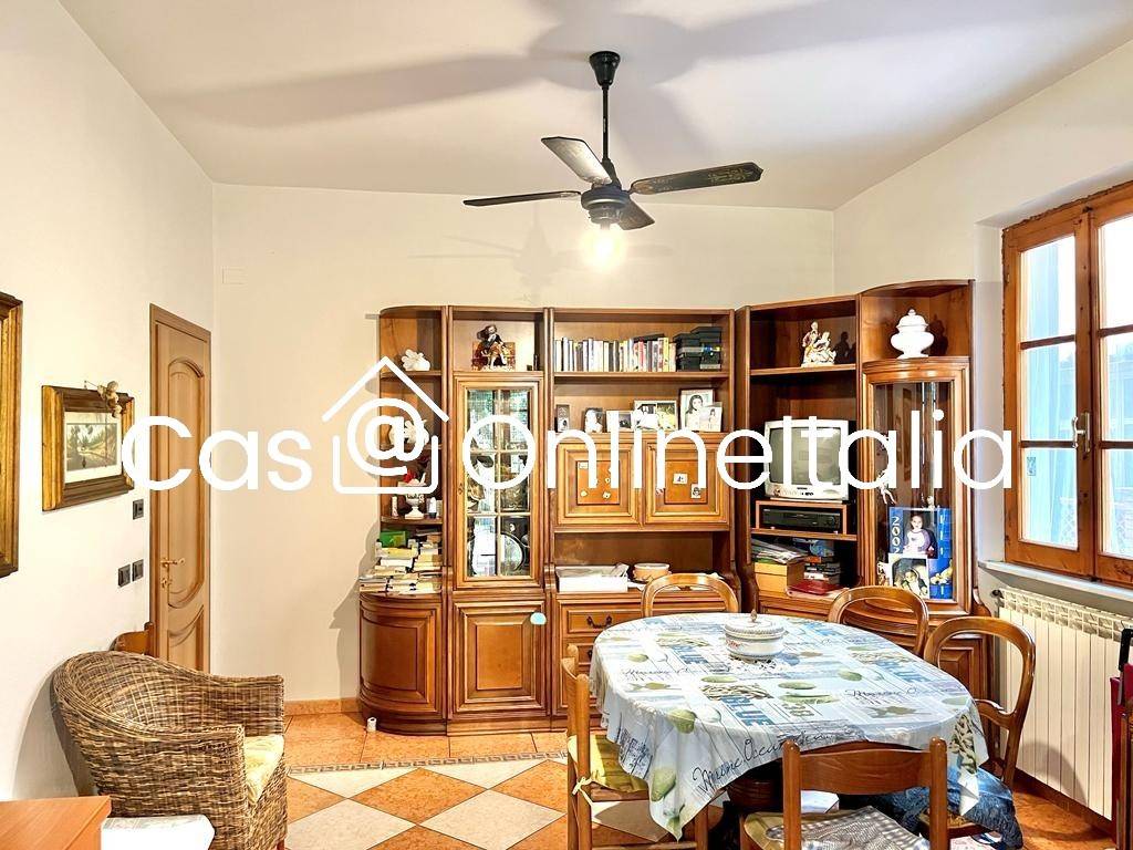 Villa in vendita a Prato via Giuliano Ristori, 11, Prato, 24