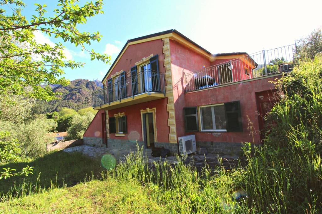 Villa in vendita a Deiva Marina località Solarolo