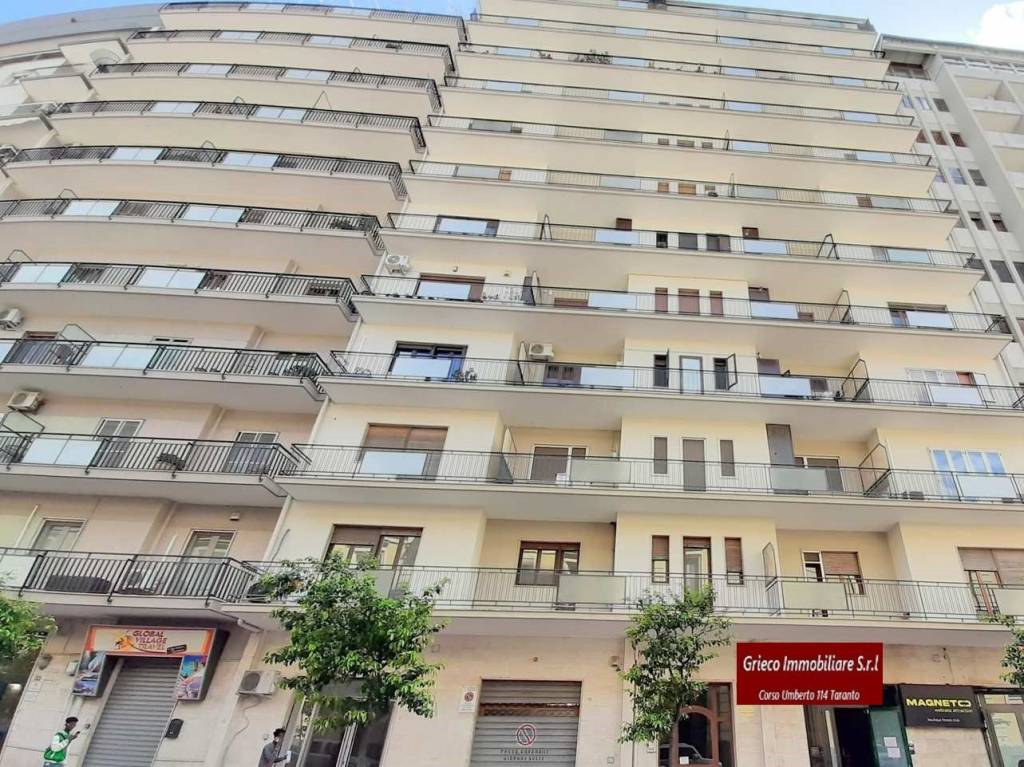 Appartamento in vendita a Taranto via Principe Amedeo, 26