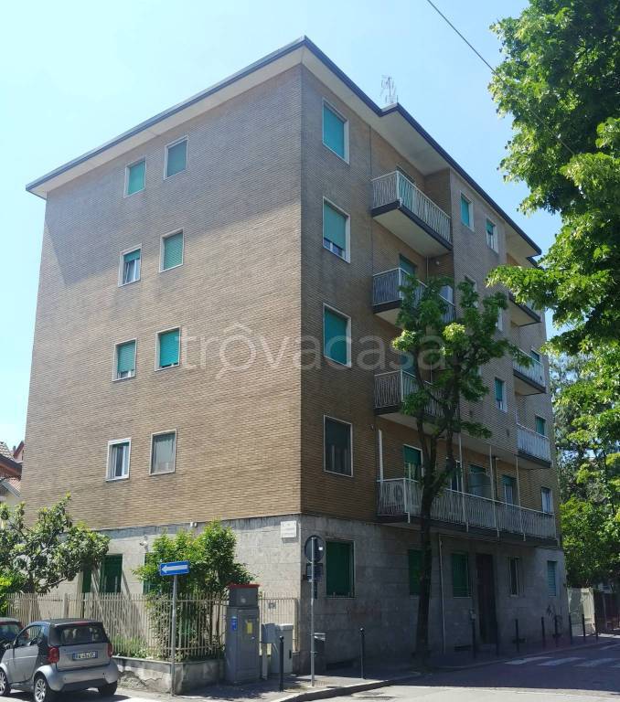 Appartamento in vendita a Cinisello Balsamo via Binella, 8