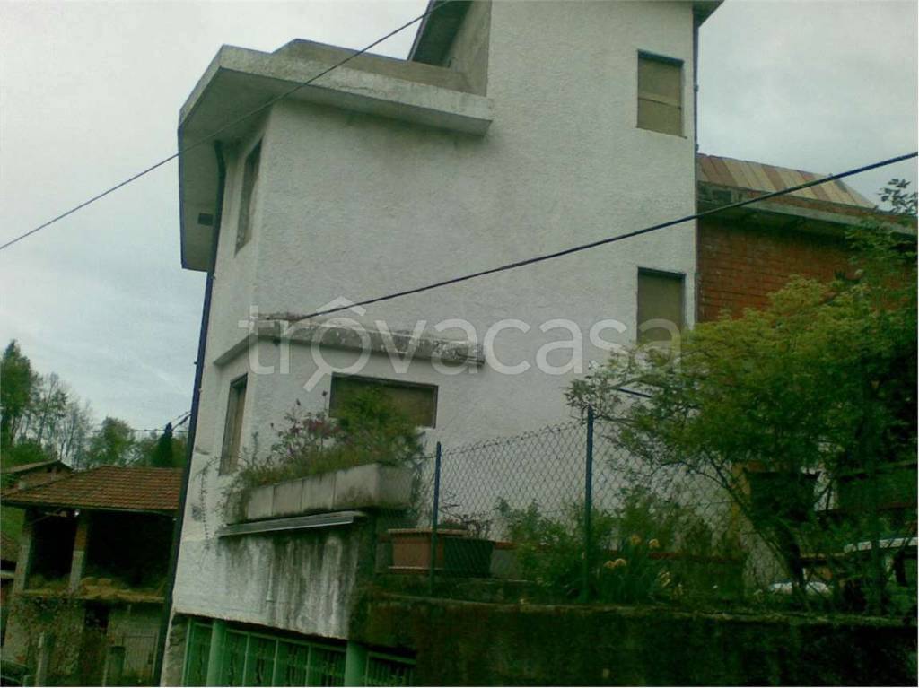 Casa Indipendente in vendita a Serravalle Sesia martellone, 7