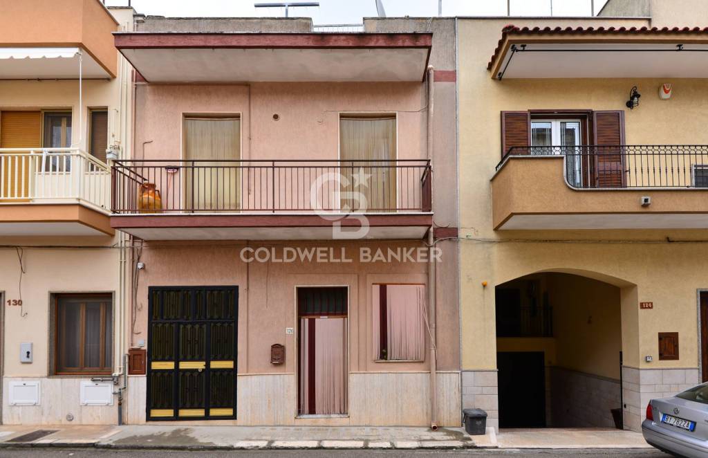 Casa Indipendente in vendita a Villa Castelli via de amicis, 126